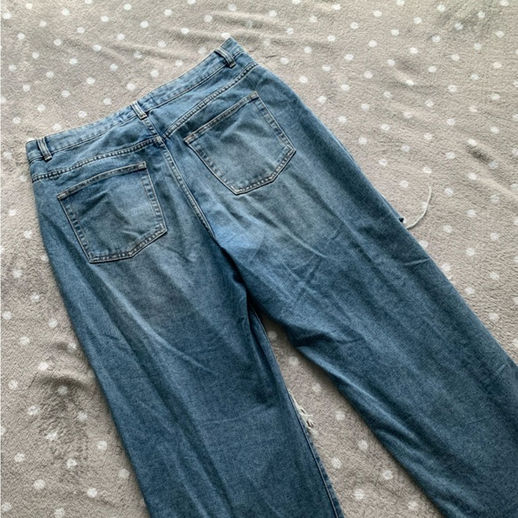 Ripped high rise jeans - Picture 5 of 7